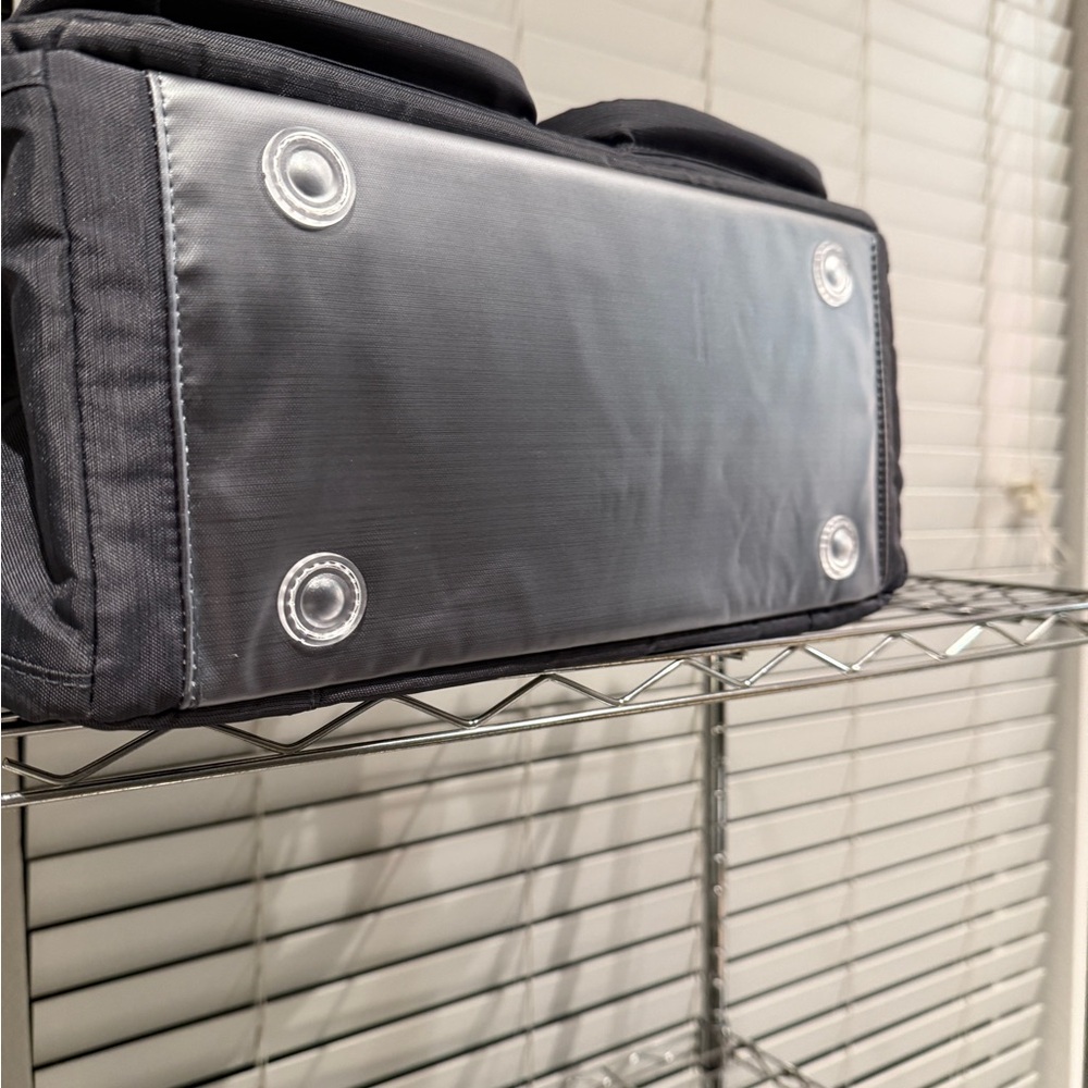 Lug Quilted Puddle Jumper 2 Duffel - Brushed Grey - Picture 7 of 11